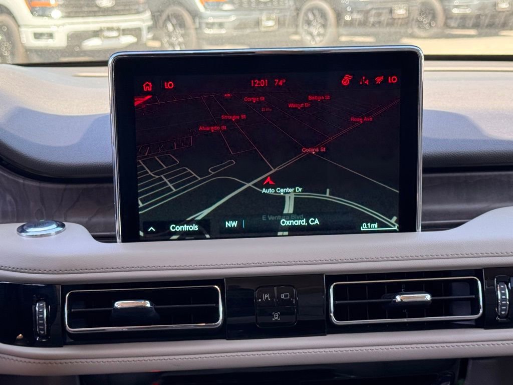 Used 2023 Lincoln Aviator Reserve w/ Equipment Group 201A image 26