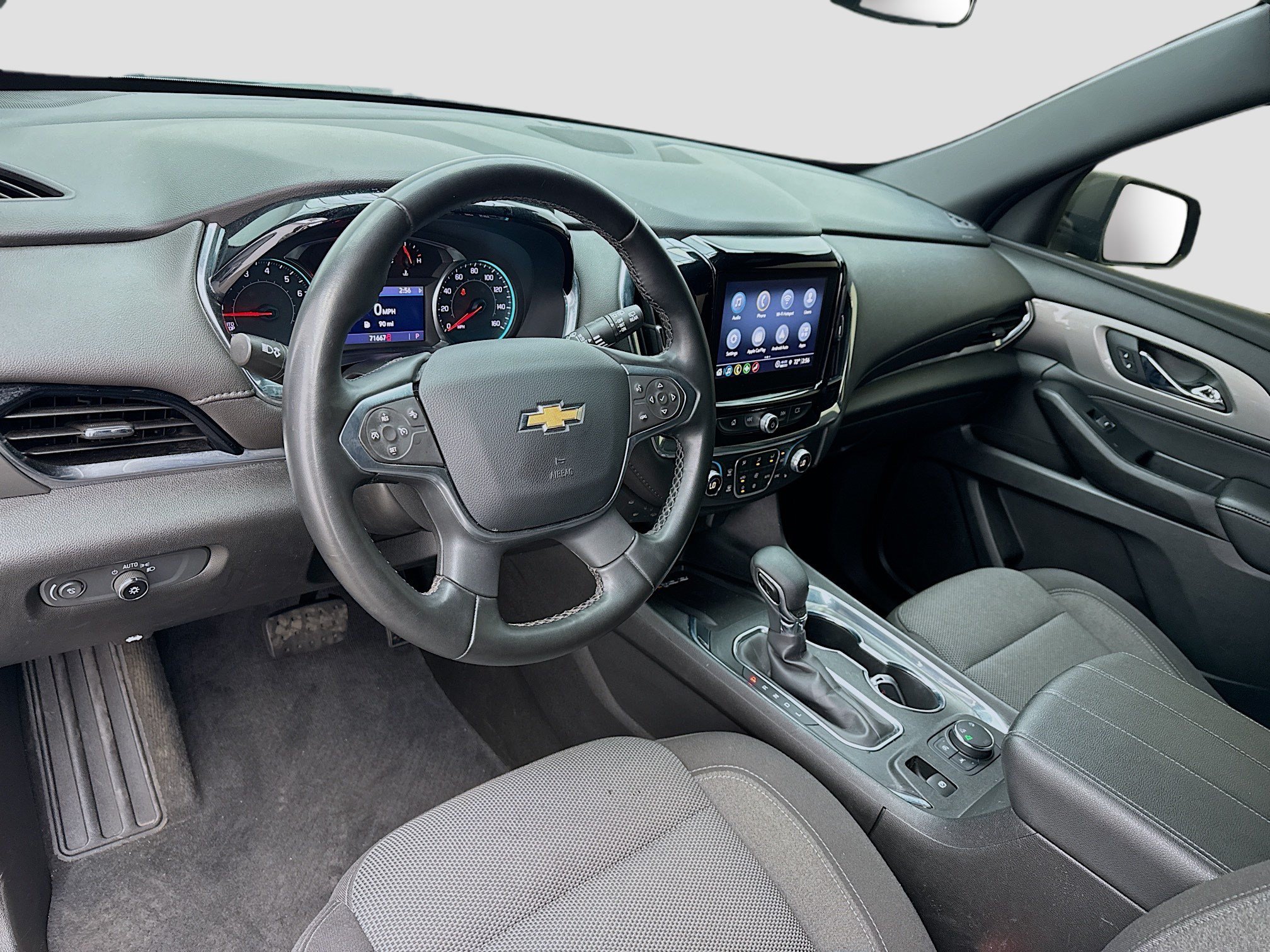 Used 2023 Chevrolet Traverse LT AWD/4WD image 7