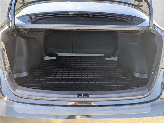 Used 2021 Toyota Corolla LE w/ Carpet Mat Package (TMS) FWD image 6