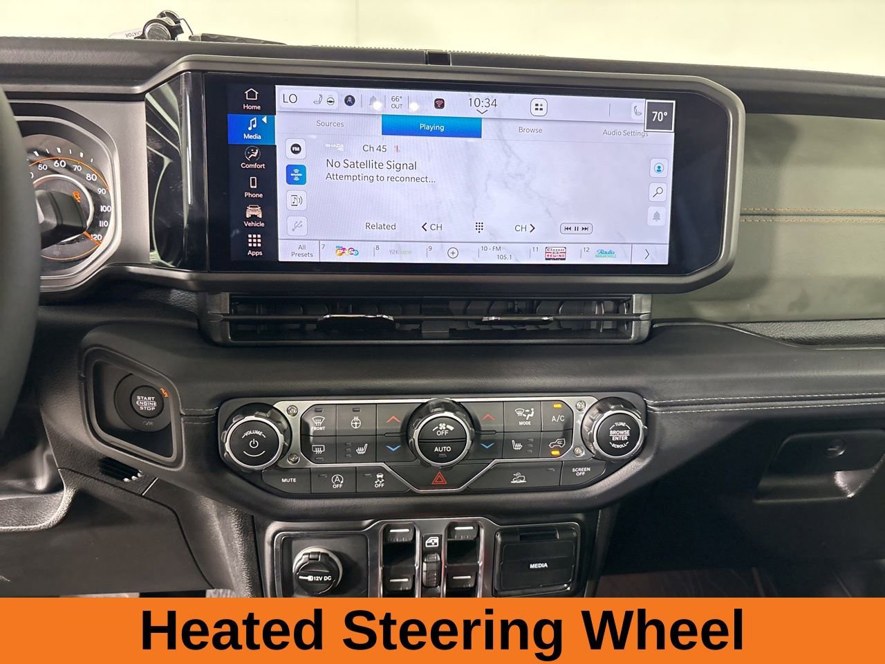 Used 2025 Jeep Gladiator Mojave w/ Convenience Group image 13