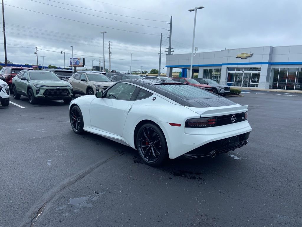Used 2023 Nissan Z w/ Floor Mat Package (L93) RWD image 3