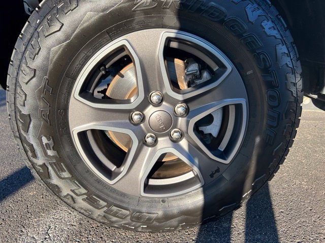 Used 2018 Jeep Wrangler Sport AWD/4WD image 28