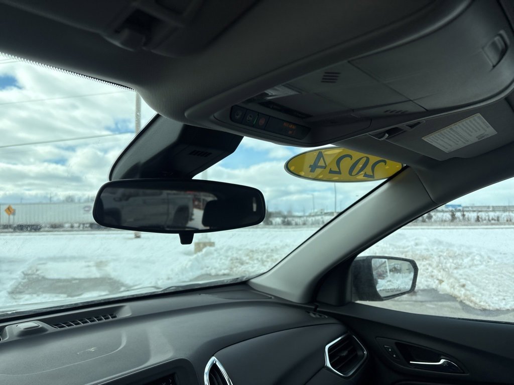 Used 2024 Chevrolet Equinox LT w/ LPO, Floor Liner Package image 28