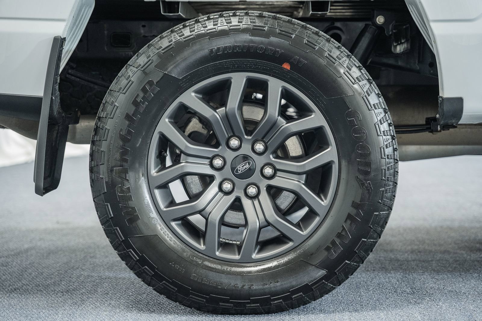 Certified 2023 Ford F150 Tremor w/ Equipment Group 402A High image 23