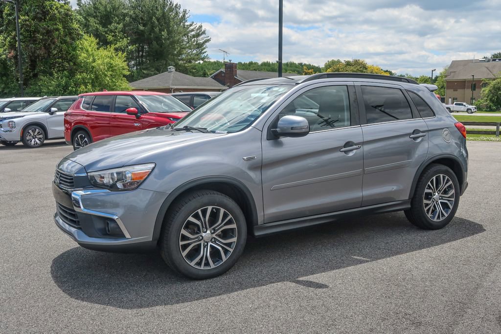Used 2017 Mitsubishi Outlander Sport AWD image 3