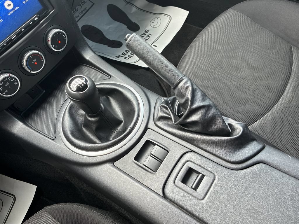Used 2010 MAZDA MX-5 Miata Touring w/ Suspension Pkg RWD image 21