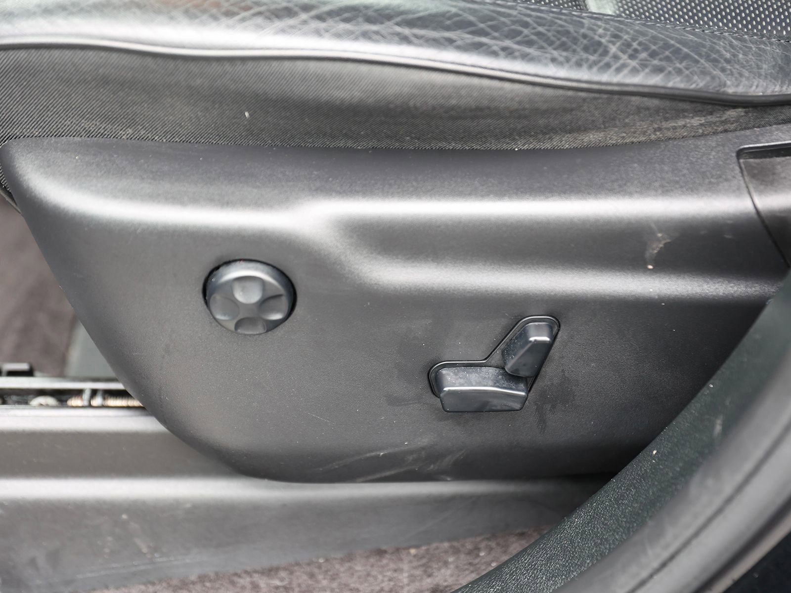 Used 2018 Jeep Grand Cherokee High Altitude image 19