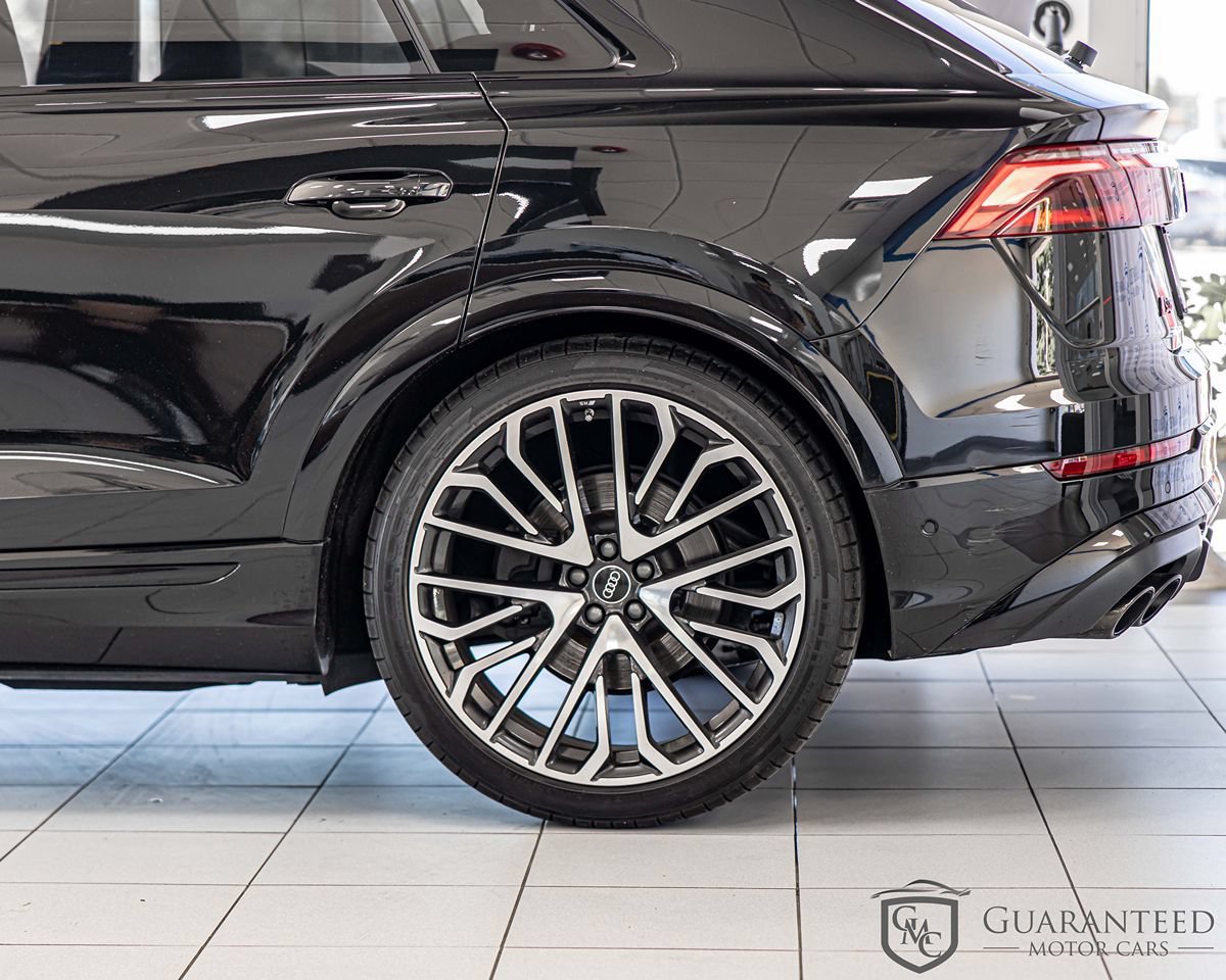 Used 2025 Audi SQ8 Premium Plus w/ 23" Wheel Package AWD/4WD image 8