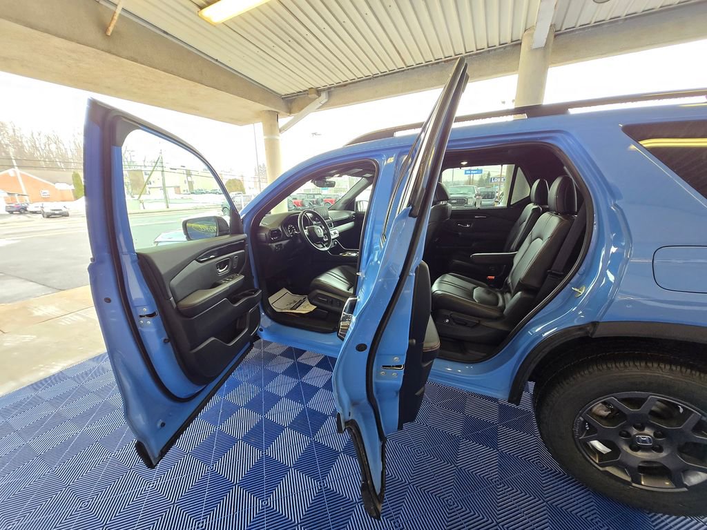 Used 2024 Honda Pilot TrailSport image 24