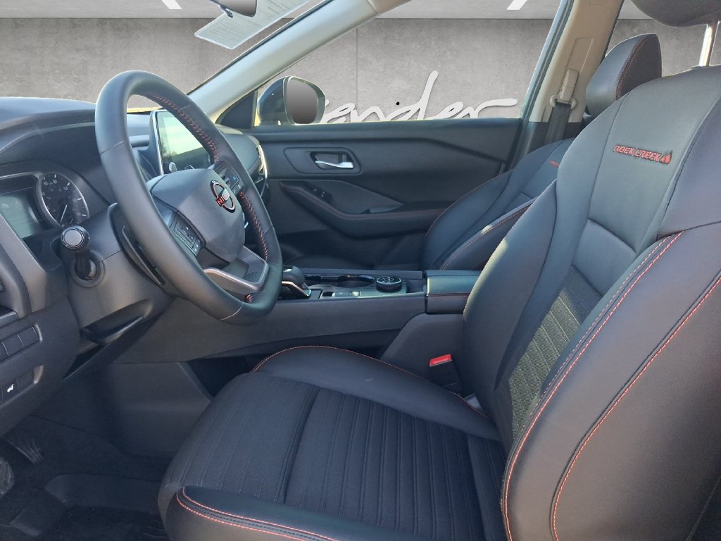 Certified 2025 Nissan Rogue SV AWD/4WD image 19