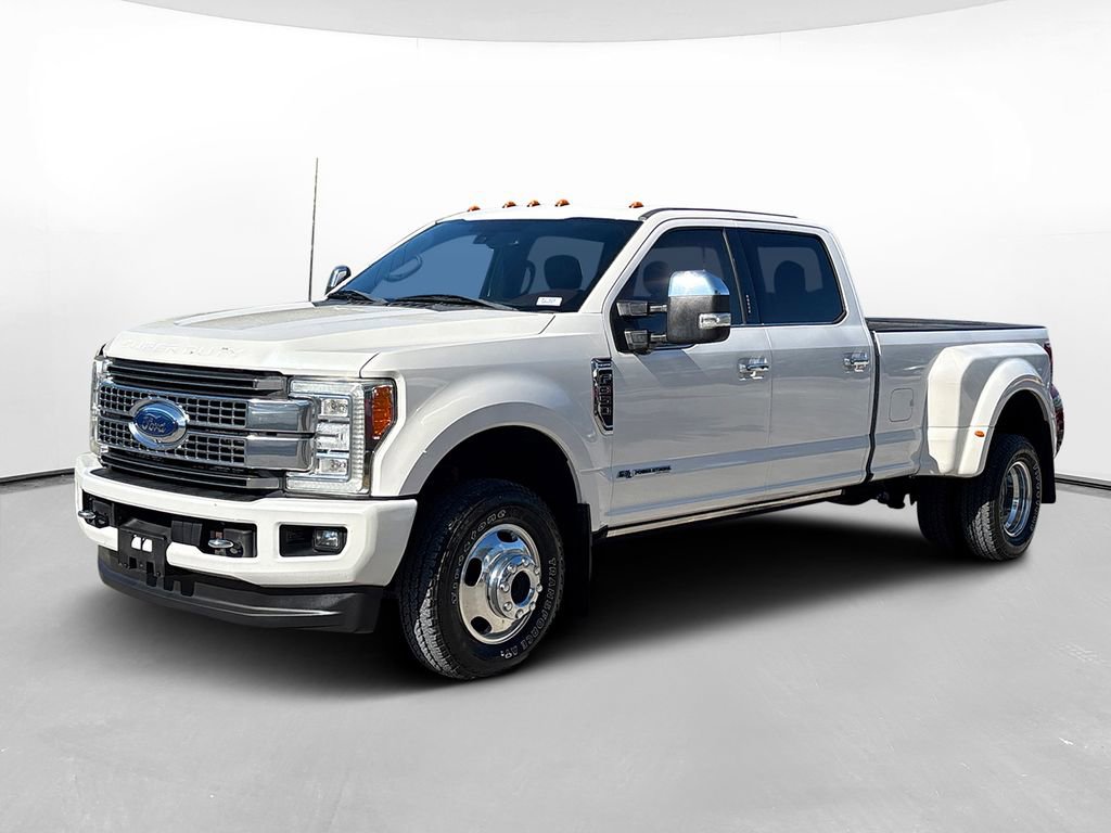 Used 2017 Ford F350 Platinum w/ Platinum Ultimate Package image 2