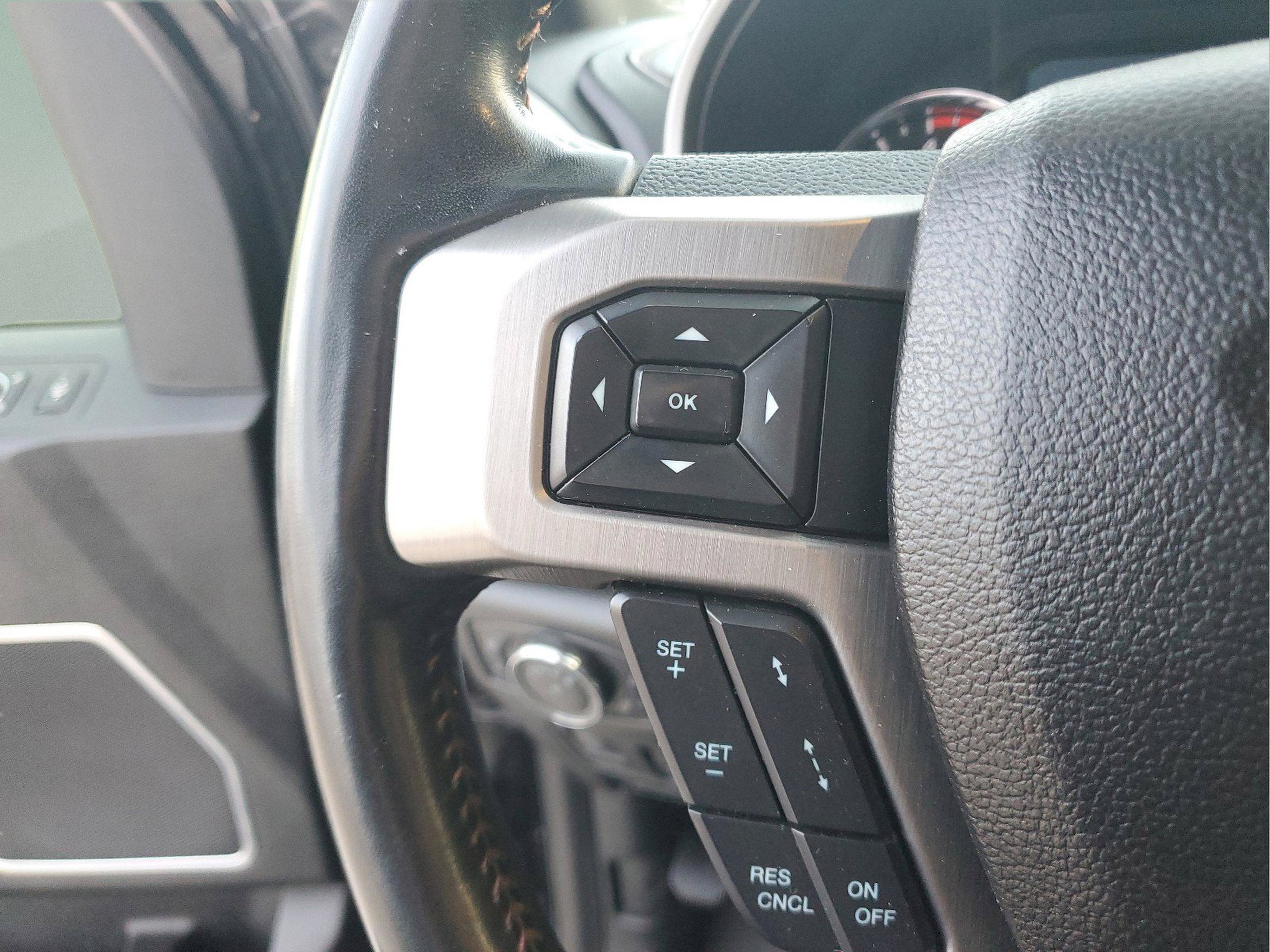 Used 2021 Ford F350 Platinum w/ Tremor Off-Road Package AWD/4WD image 24