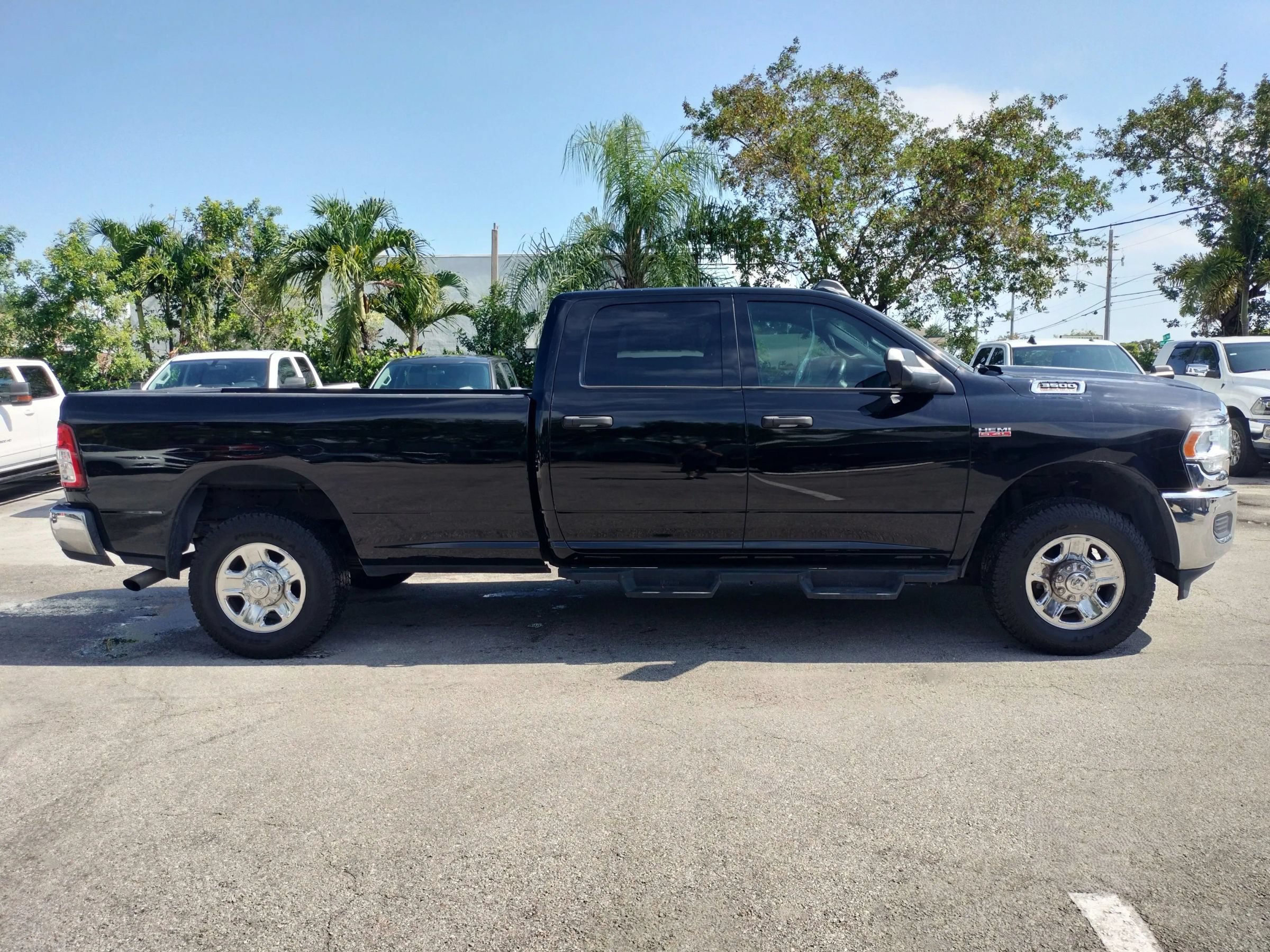 Used 2021 RAM 3500 Tradesman AWD/4WD image 9