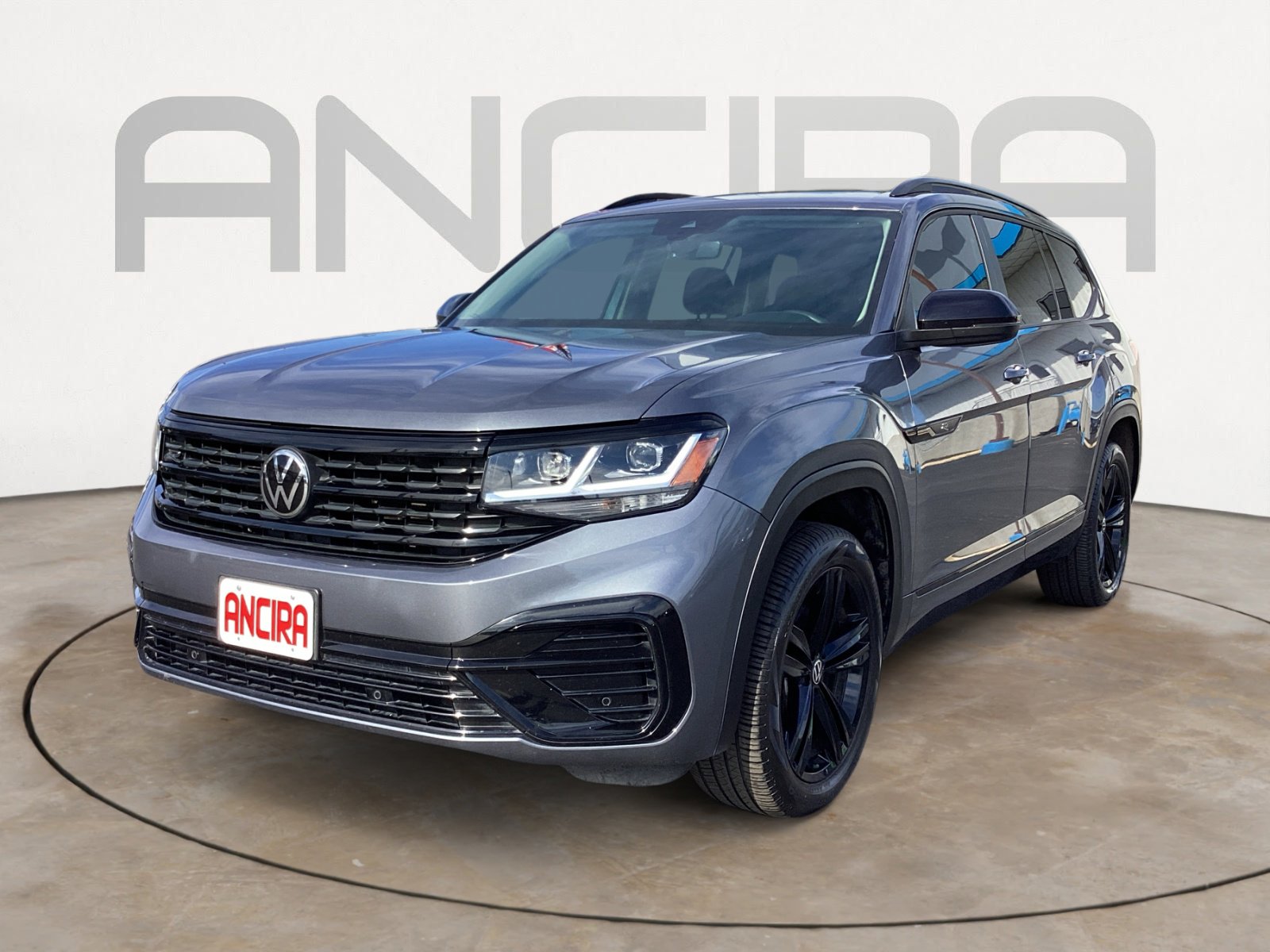 Used 2023 Volkswagen Atlas SEL R-Line image 9