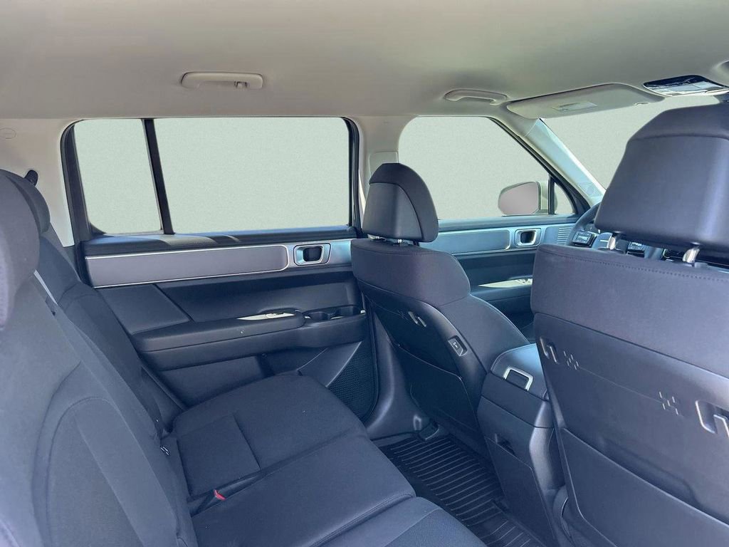 New 2026 Hyundai Santa Fe SE image 22