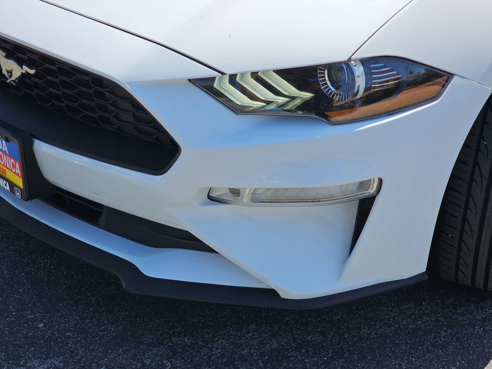 Used 2018 Ford Mustang Premium RWD image 30