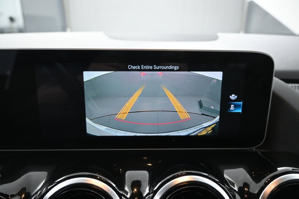 Used 2021 Mercedes-Benz GLA 250 4MATIC image 8