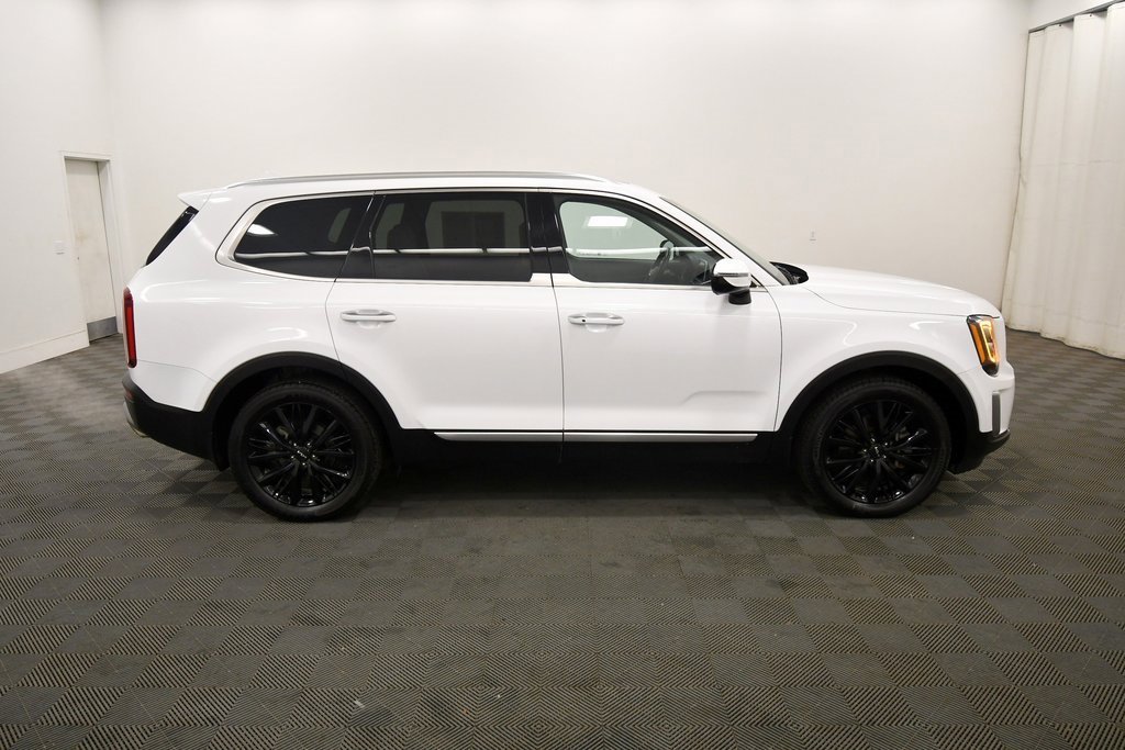 Certified 2022 Kia Telluride SX w/ SX Prestige Package image 9