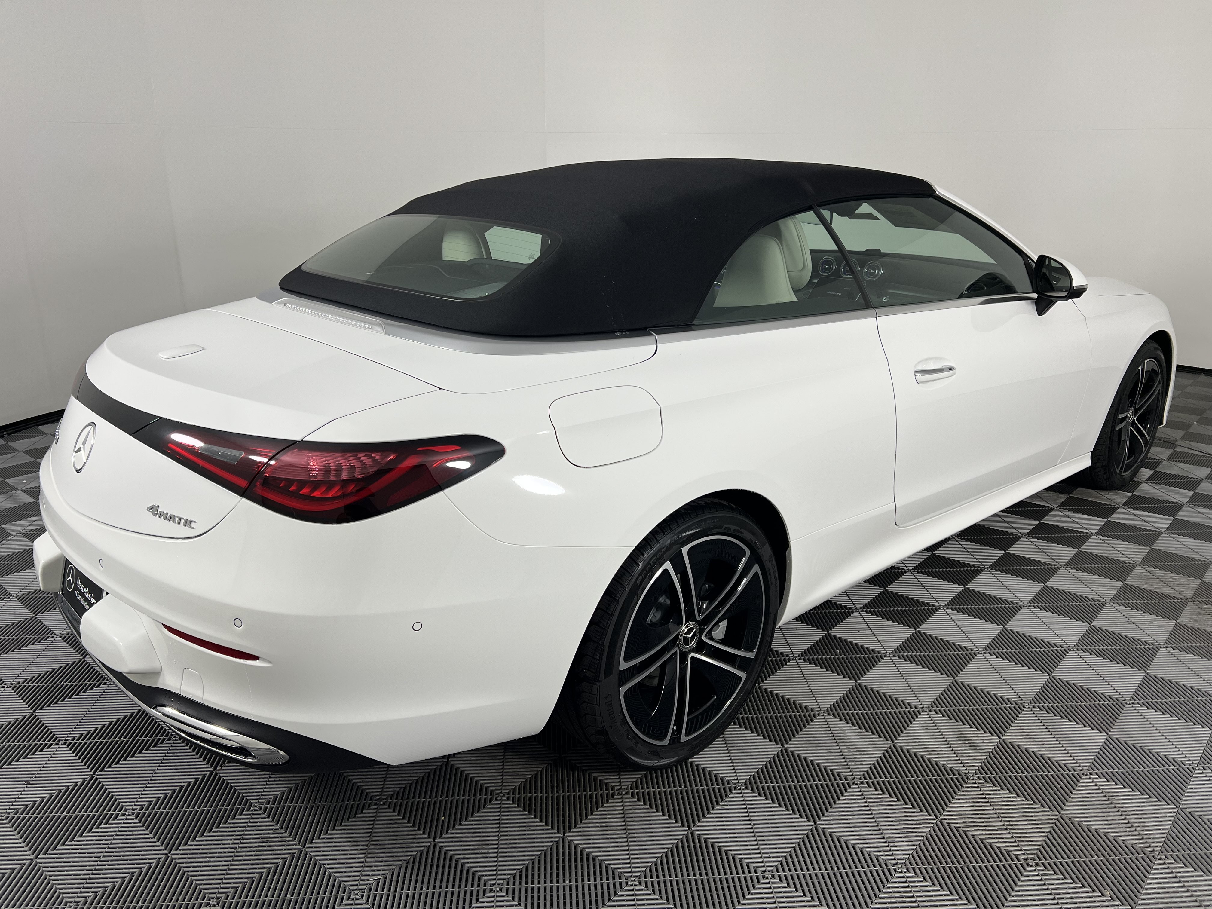 New 2027 Mercedes-Benz CLE 300 4MATIC Cabriolet image 13