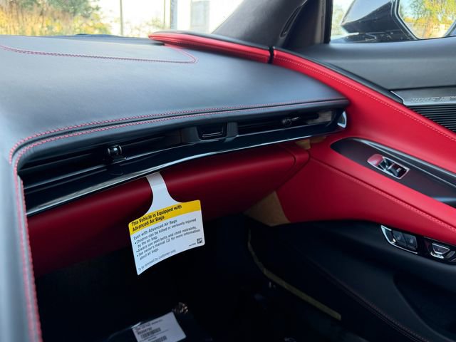 New 2026 Chevrolet Corvette Z06 w/ Stealth Interior Trim Package RWD image 31