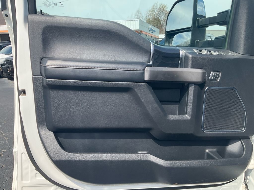 Used 2020 Ford F350 Platinum w/ FX4 Off-Road Package AWD/4WD image 18