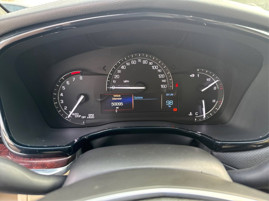 Used 2018 Cadillac XT5 Luxury w/ Driver Awareness Package image 28