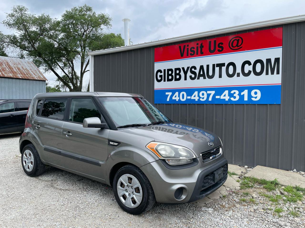 Used 2013 Kia Soul FWD image 2