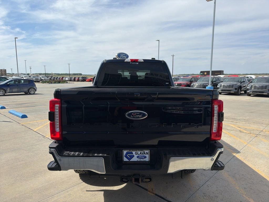 Used 2025 Ford F350 Lariat w/ Chrome Package AWD/4WD image 6
