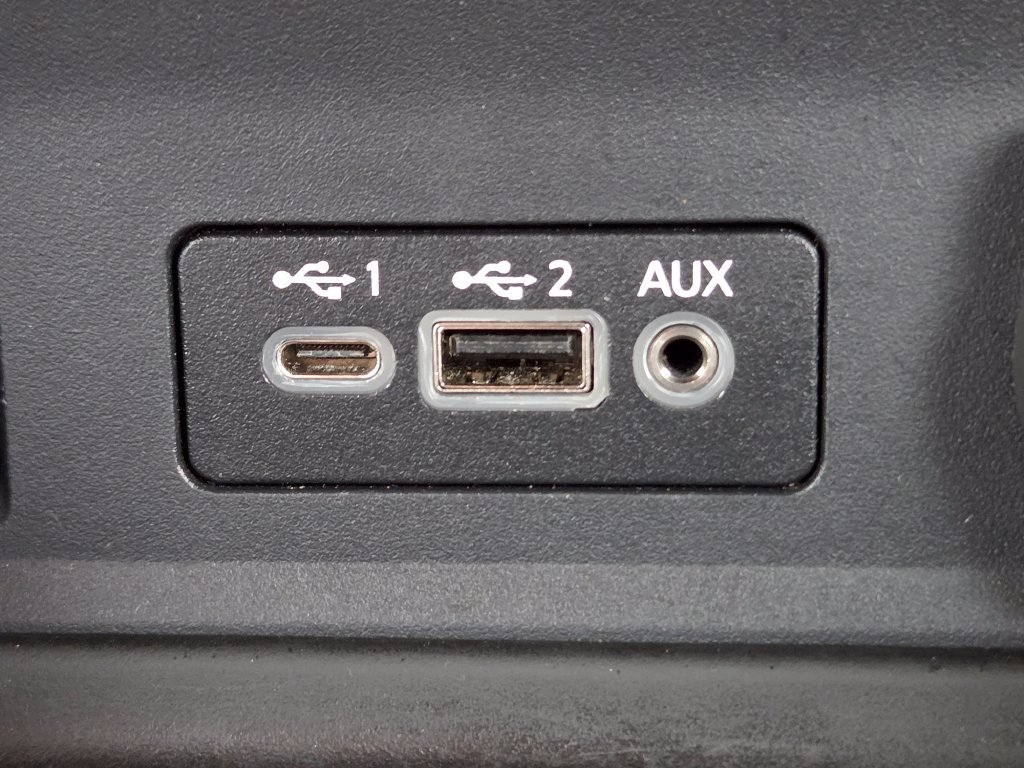 Used 2024 Nissan Sentra SV FWD image 6