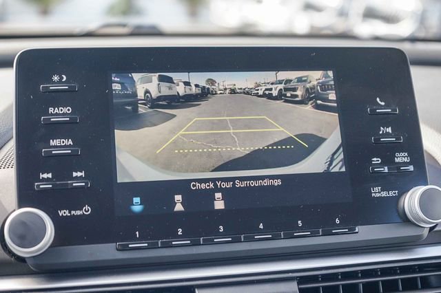 Used 2018 Honda Accord LX image 24