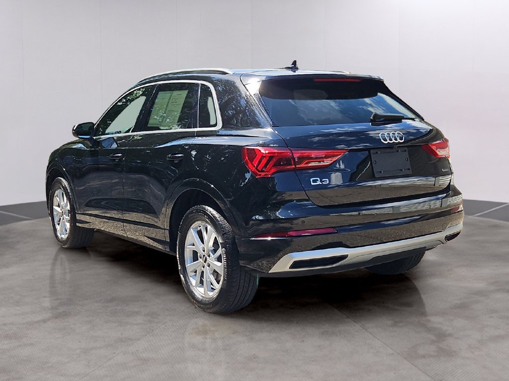 Used 2023 Audi Q3 2.0T Premium Plus w/ Premium Plus Package AWD/4WD image 6