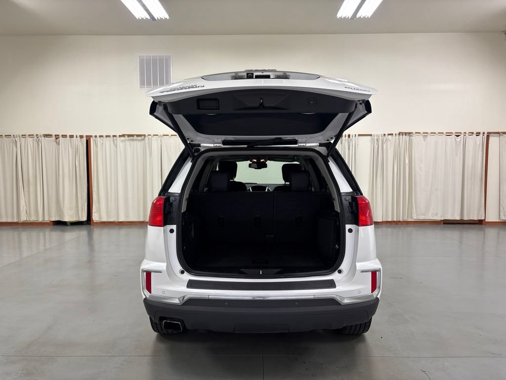 Used 2017 GMC Terrain SLT w/ Open Road Package FWD image 22
