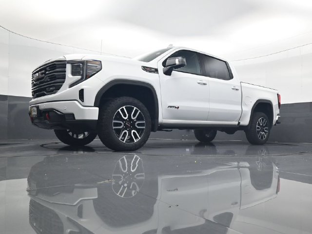 Used 2023 GMC Sierra 1500 AT4 w/ AT4 Premium Package AWD/4WD image 21