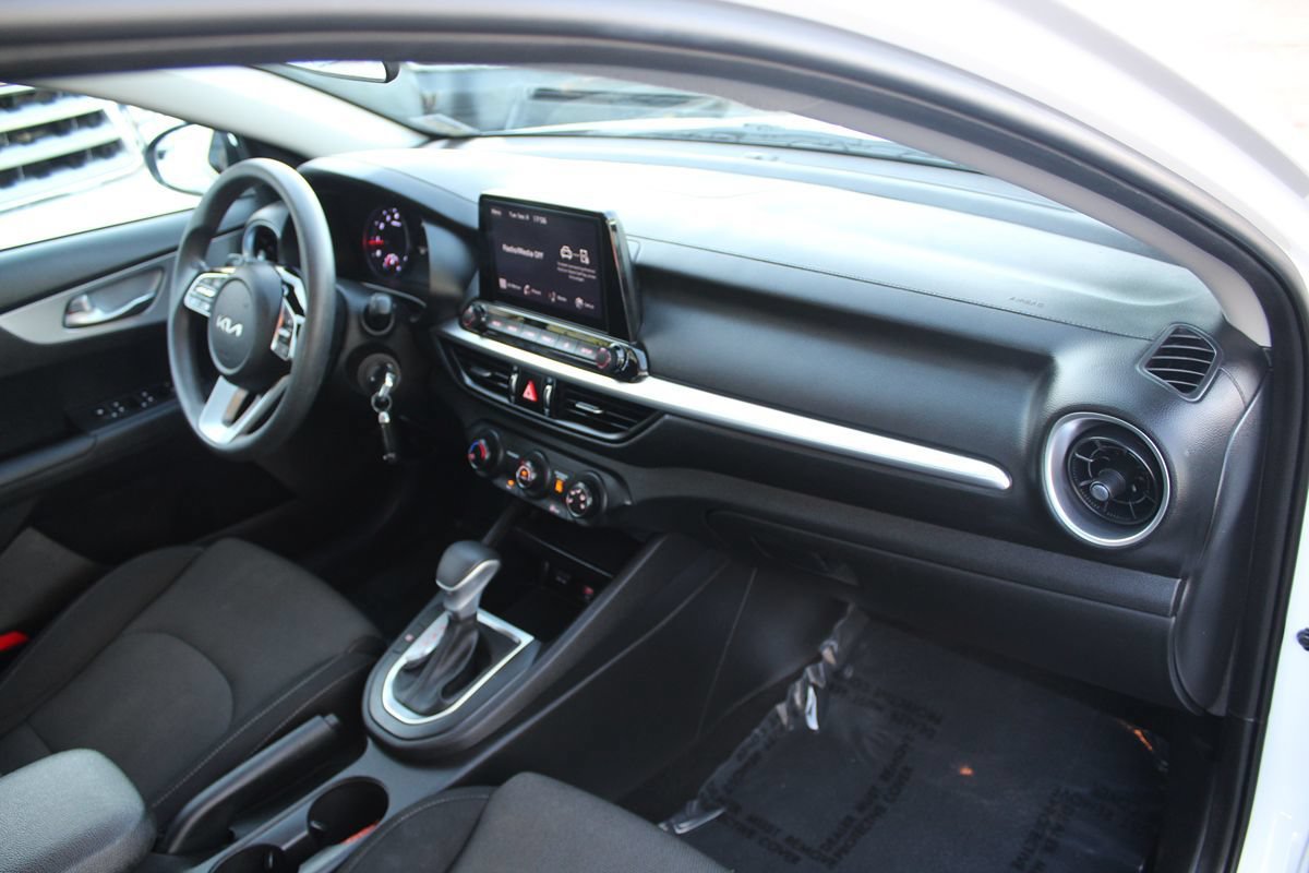 Used 2023 Kia Forte LXS FWD image 19