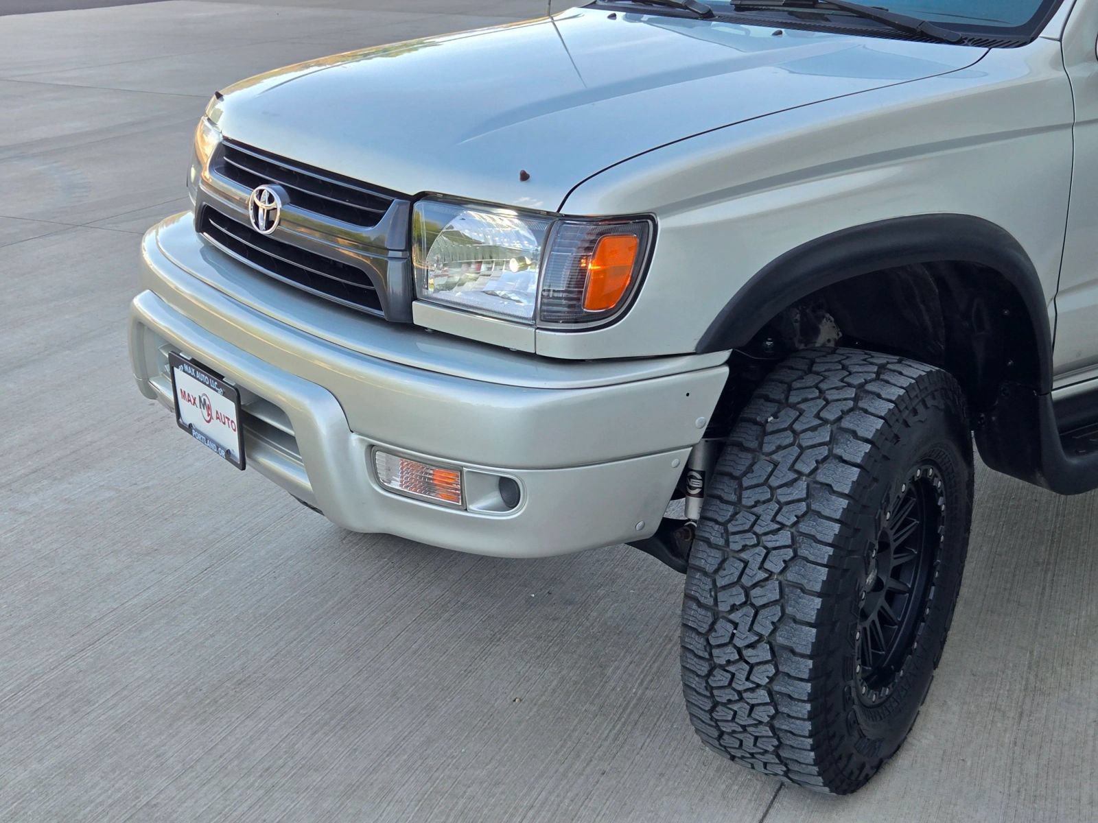 Used 2000 Toyota 4Runner SR5 w/ Upgrade Value Pkg 4 AWD/4WD image 27