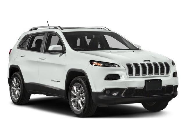Used 2017 Jeep Cherokee Limited FWD image 6