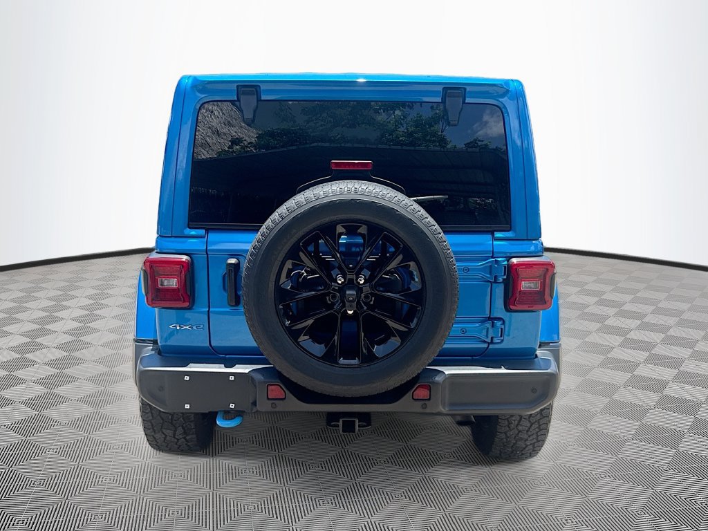 Used 2022 Jeep Wrangler Unlimited Sahara w/ Safety Group AWD/4WD image 7