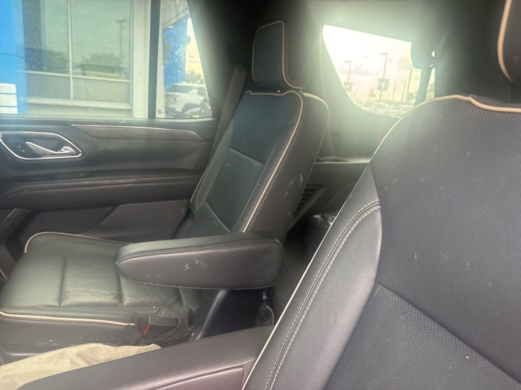 Used 2023 Chevrolet Tahoe Premier AWD/4WD image 14