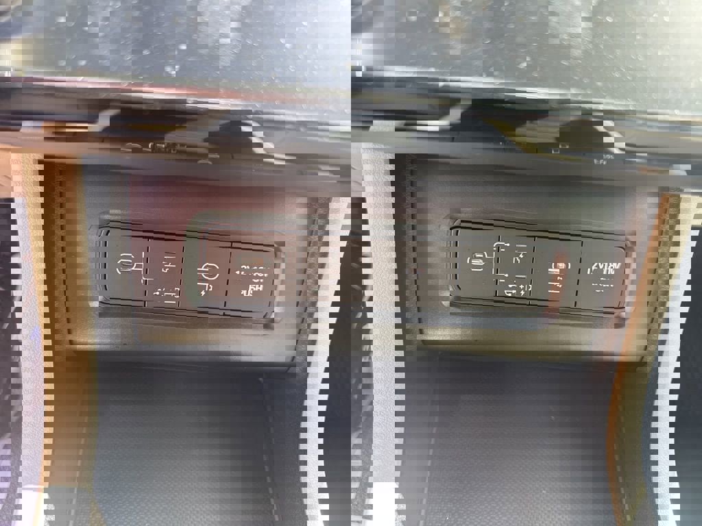 Used 2026 Hyundai Tucson Limited image 26