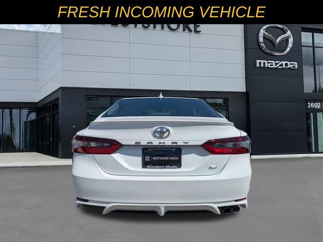 Used 2023 Toyota Camry SE FWD image 4