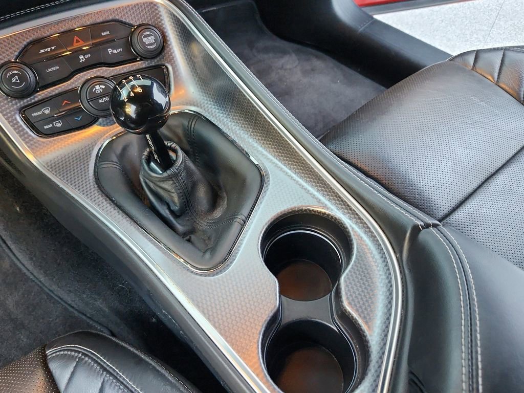 Used 2016 Dodge Challenger SRT Hellcat image 37