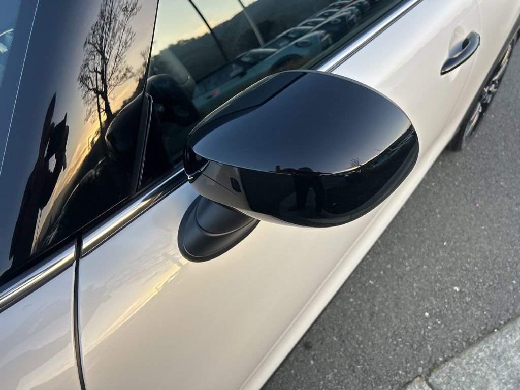 Used 2024 MINI Cooper S image 9