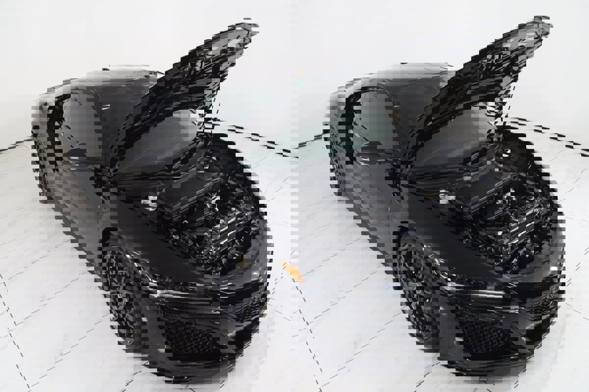 Used 2021 Acura NSX image 25
