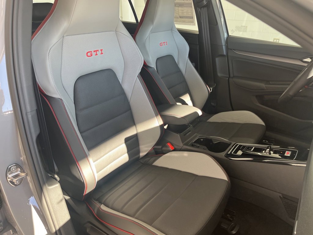 New 2026 Volkswagen GTI SE image 40