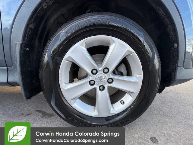 Used 2014 Toyota RAV4 XLE AWD/4WD image 33