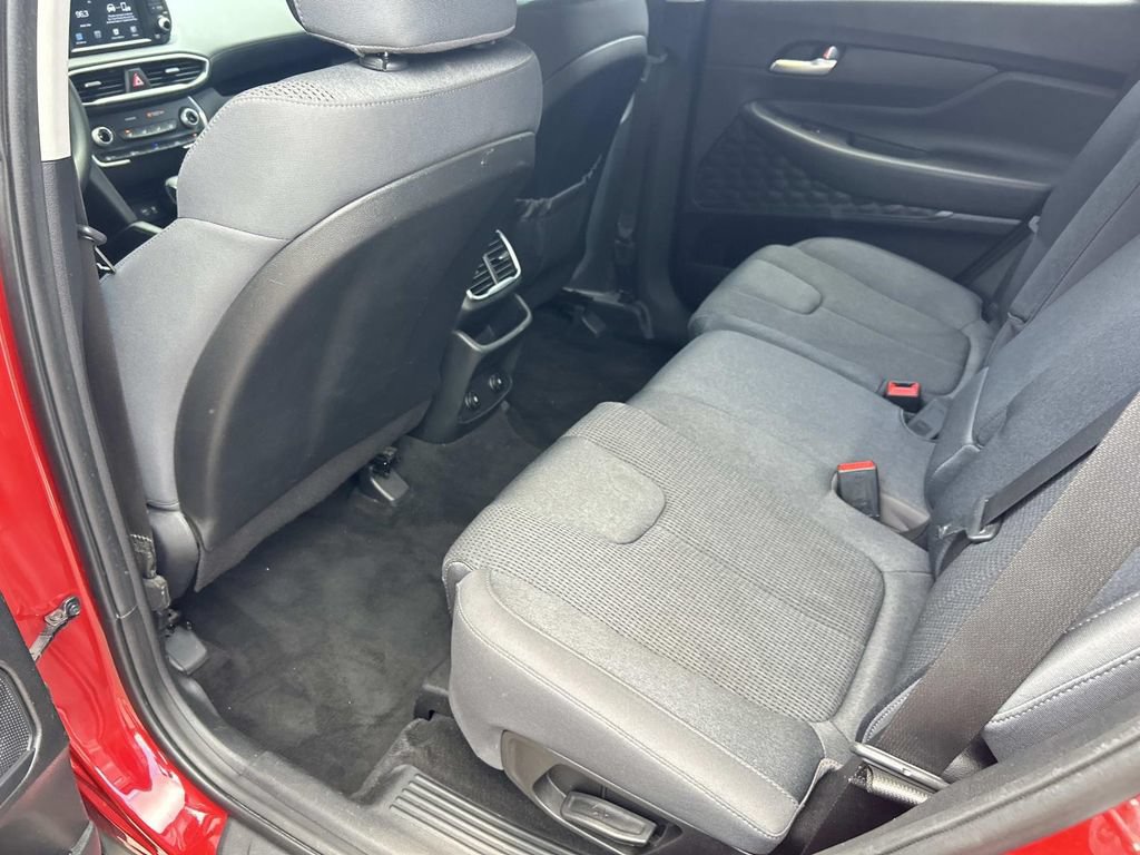 Used 2019 Hyundai Santa Fe SE AWD/4WD image 18