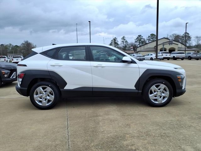 New 2026 Hyundai Kona SE image 2