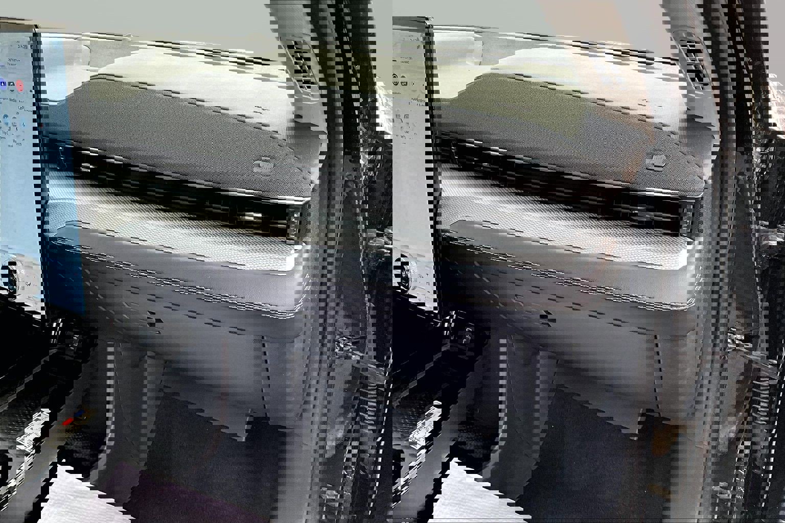 Used 2021 Ford Mustang Mach-E Select w/ Comfort/Appearance Package image 21