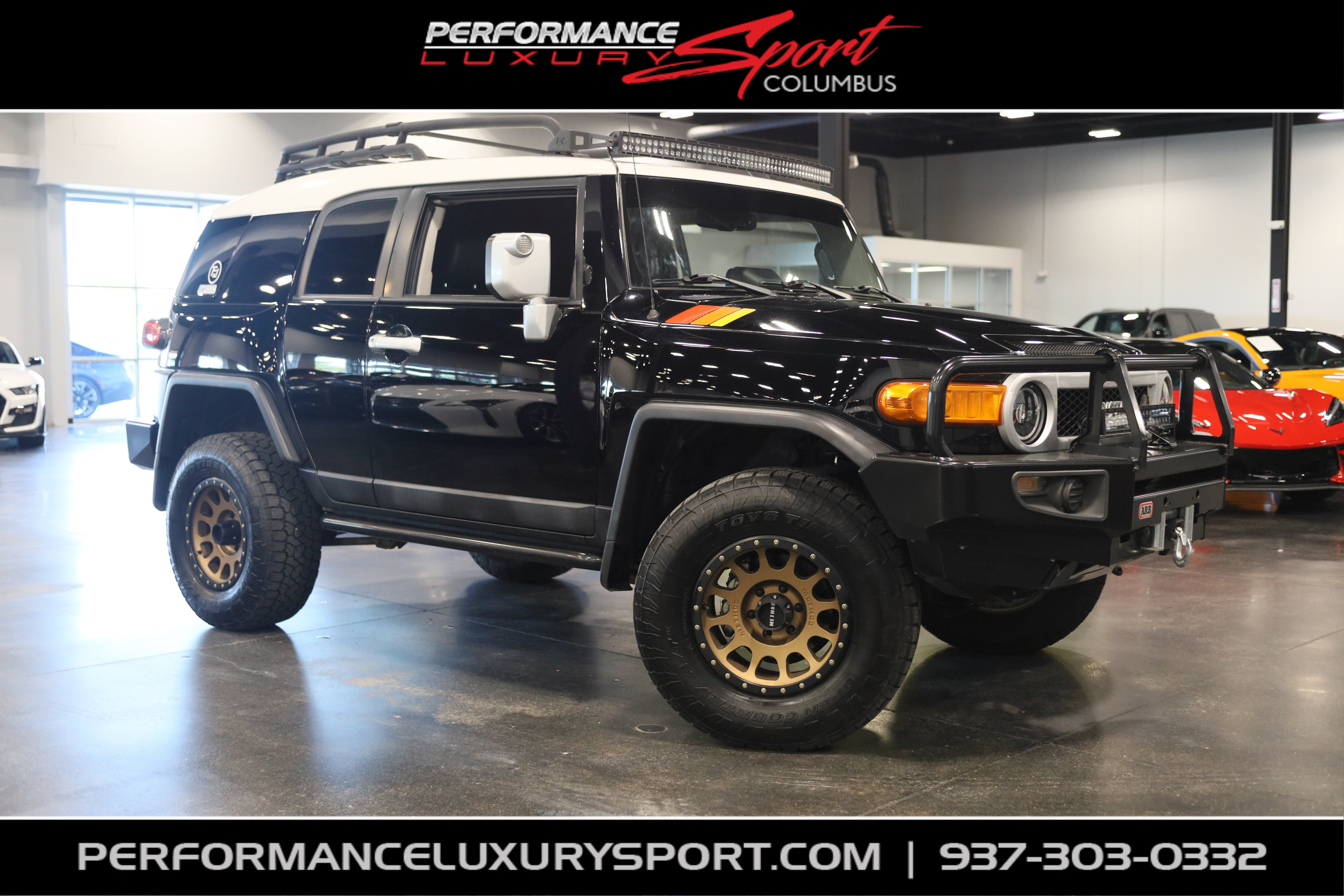 Used 2012 Toyota FJ Cruiser 4WD w/ Convenience Pkg video 1