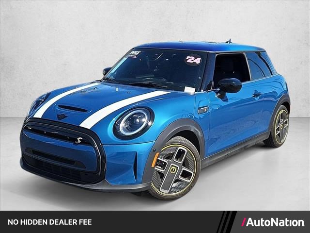 Used 2024 MINI Cooper SE FWD image 1